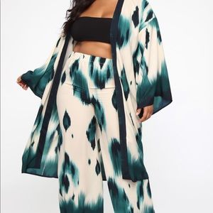 Fashionnova 2 piece pant set